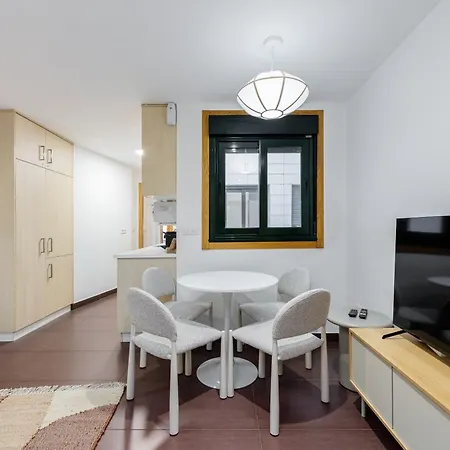 Ybh Velazquez M 47, 2c Apartment
